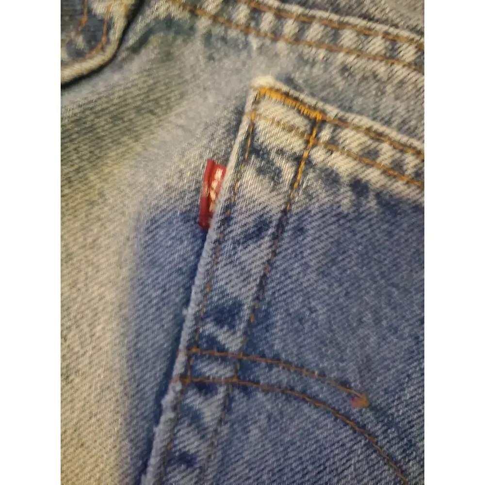 Vintage Levi's 550 Men's Relaxed Fit Jeans Size 34x36